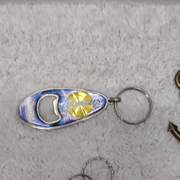 Assorted Keychain Bundle of 6 - Picture 3 of 10